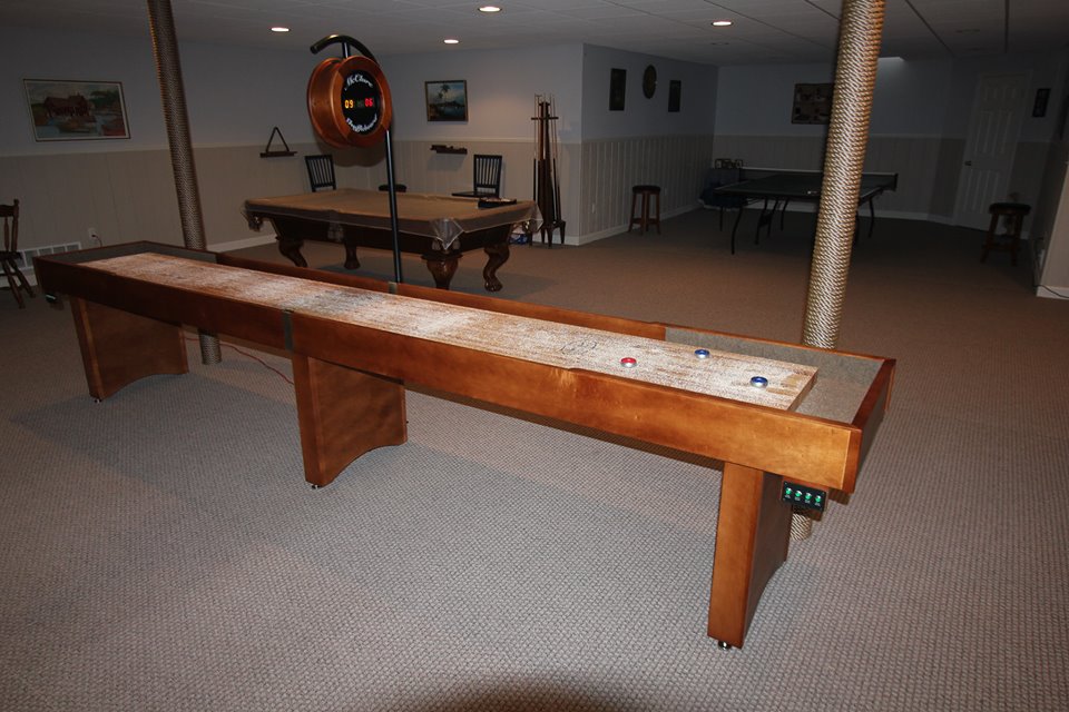 Shuffleboard Table Review by Mario